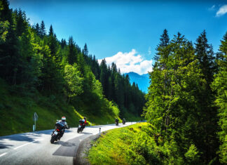 Je motor meenemen op vakantie met de motor op reis