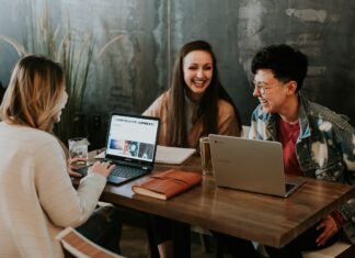 Zo vind je als student een bijbaan