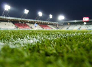 Eredivisie 2023: Wie pakt de titel? voetbalstadion